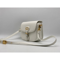 Женская сумка Christian Dior Bobby средний формат белая с золотым 