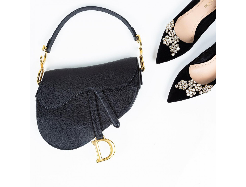 Обзор женских сумок Dior Saddle