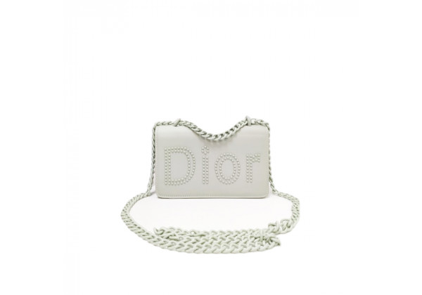 Сумка Christian Dior на цепочке светло-серая